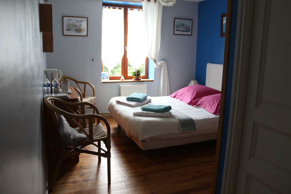 Standard Double Room photo 2