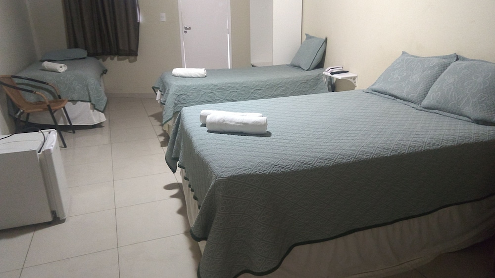 Economy Quadruple Room photo 3