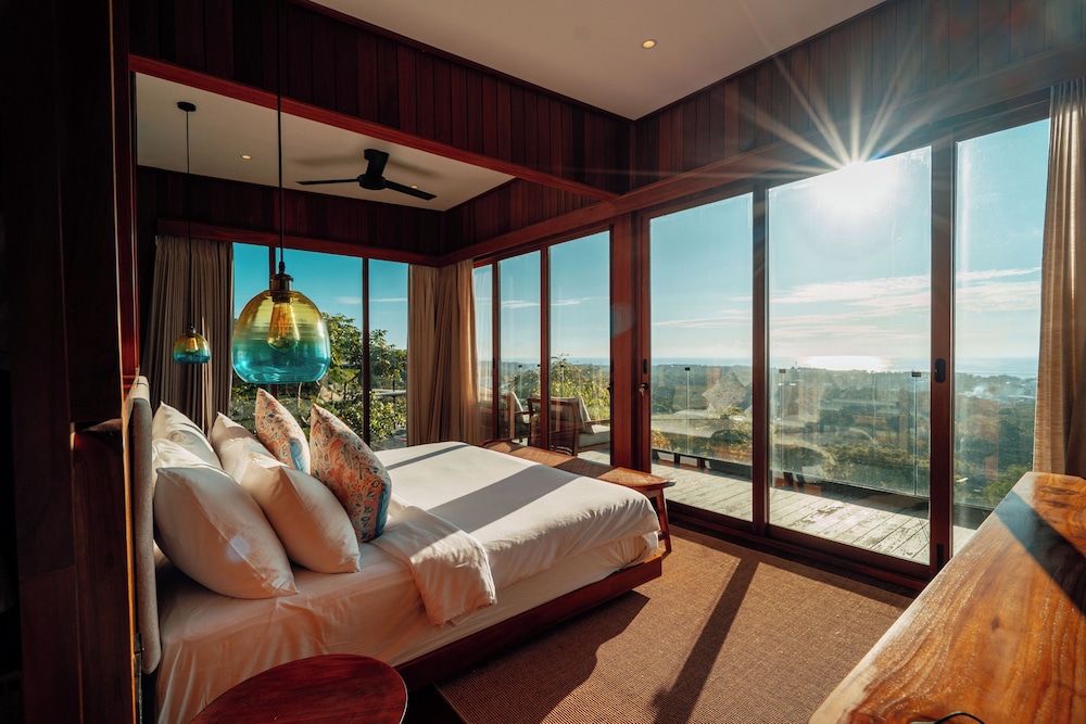 Ocean View Villa 2-Storey - Photo 5