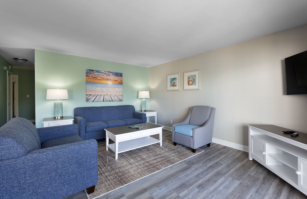 Chelsea Deluxe Two Bedroom Condo photo 1