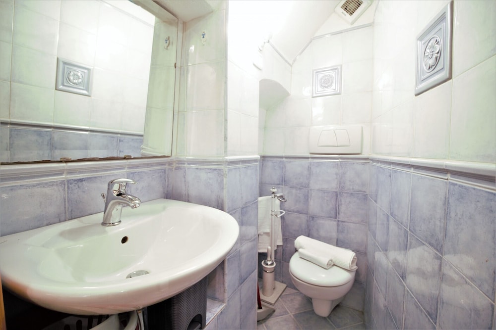 Apartment, 1 Bedroom, 2 Bathrooms, Beachside photo 3