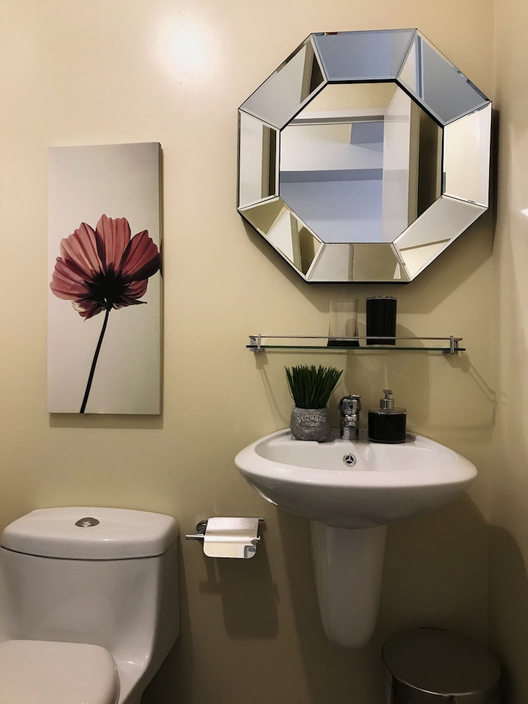 Comfy Stylish Flat near Marco Polo Davao photo 2