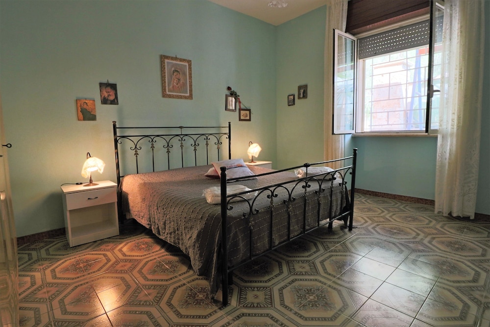 House, 2 Bedrooms, 2 Bathrooms (John Lee Hooker) photo 1