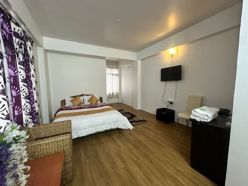 Deluxe Double Room photo 3