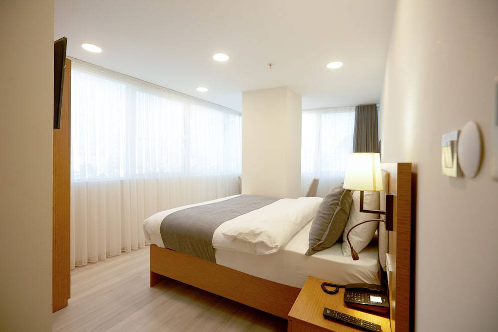 Superior Double or Twin Room photo 1