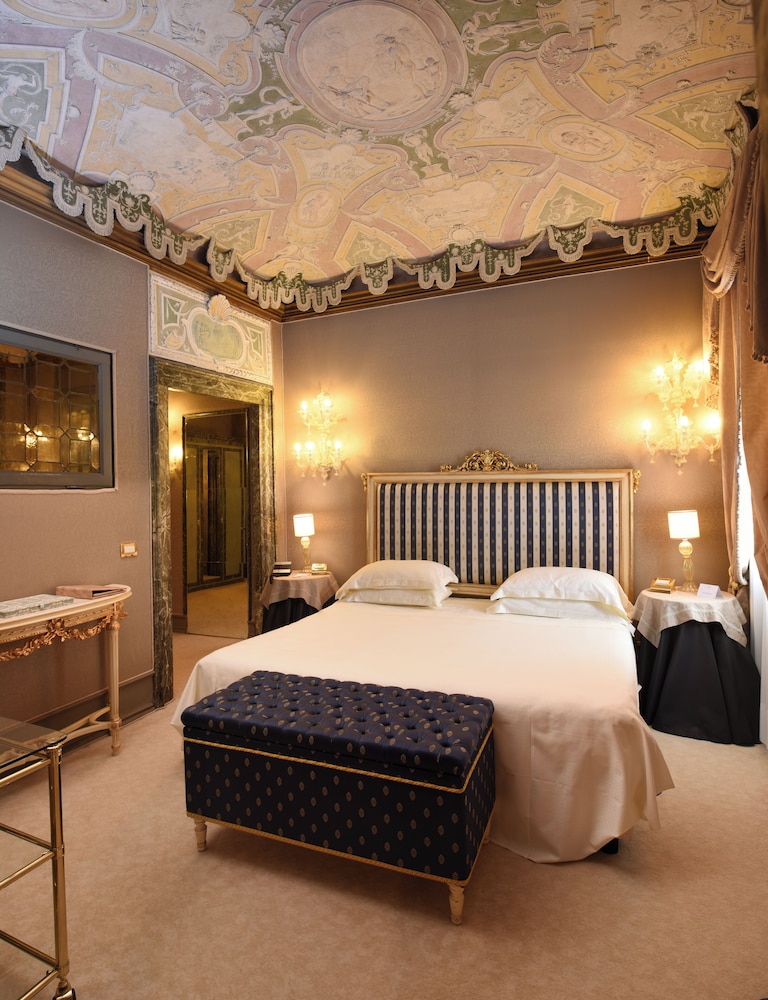 Historical Suite
