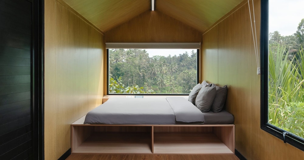 Deluxe Cabin, 1 Double Bed, Hot Tub - Photo 7