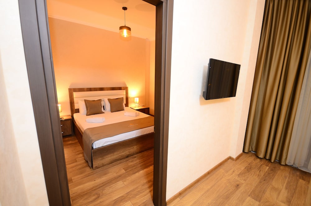 Standard Double Room - Photo 4