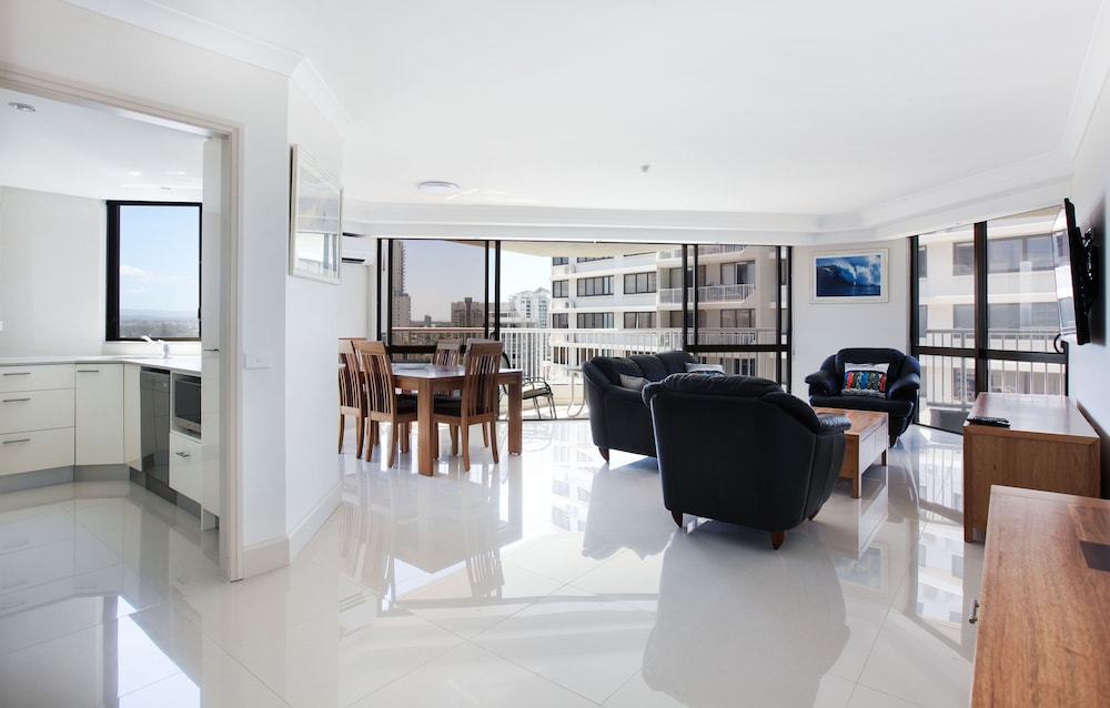 Two Bedroom Apartment thumbnail 6