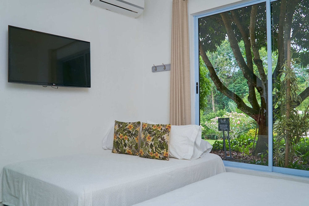 Standard Quadruple Room photo 3