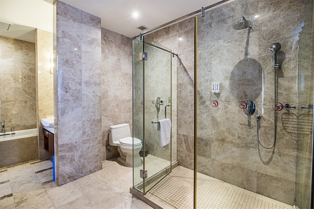 Executive Suite, 1 Bedroom photo 2