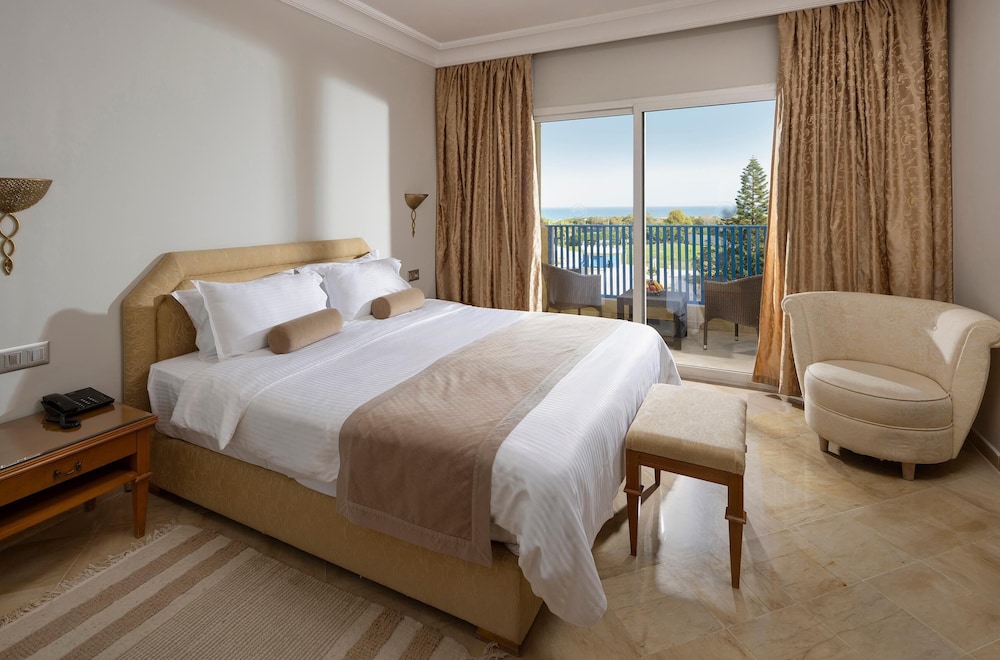 Superior Room, 1 King Bed (Sea or Pool View) - Photo 1