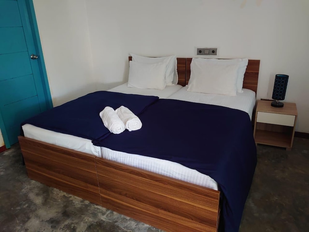 Economy Double Room, Garden View