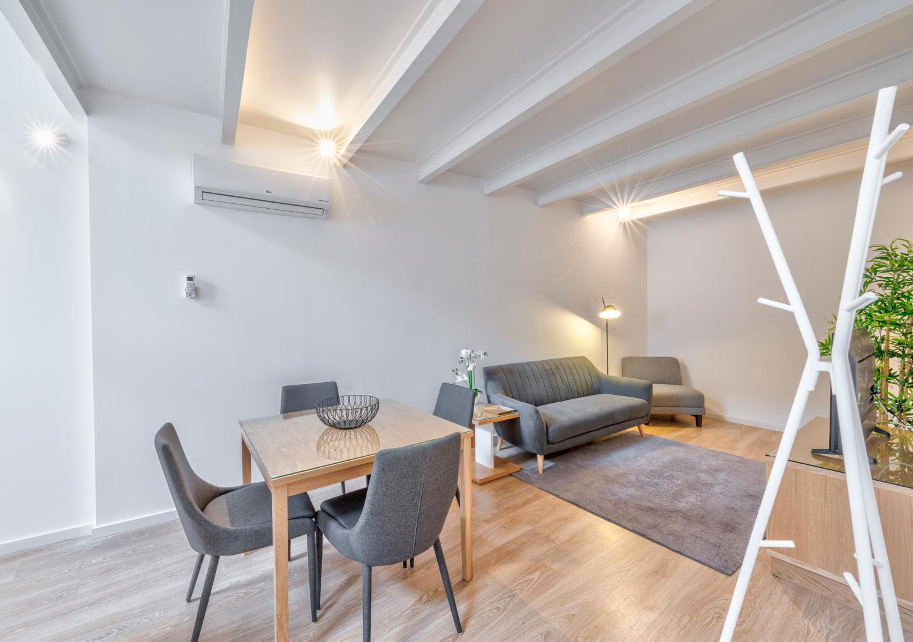 Superior Duplex Apartment with Two Double Rooms