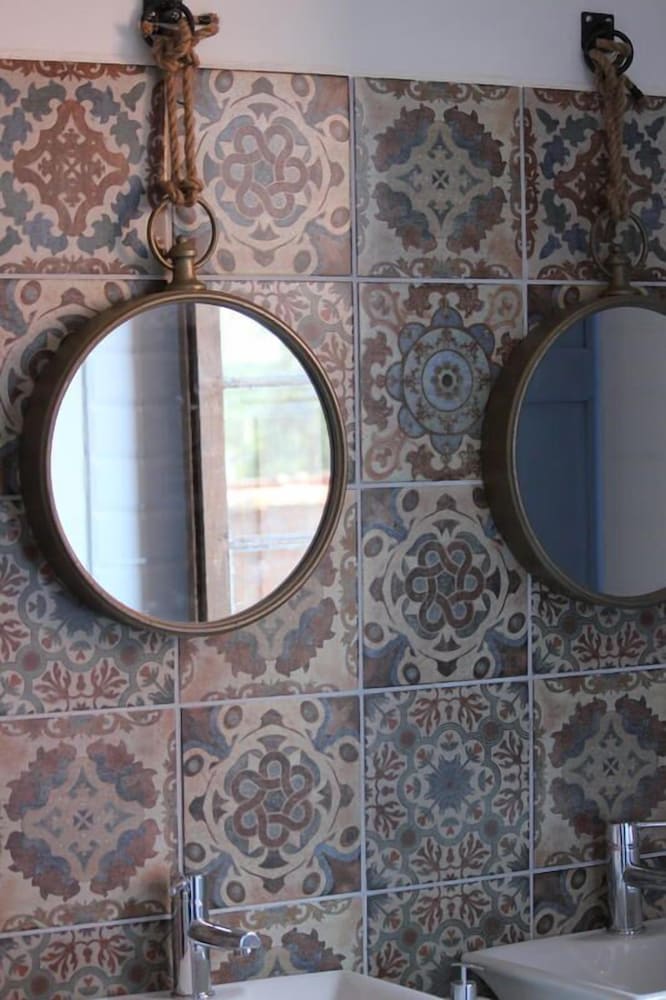 Twin Room, Private Bathroom photo 2