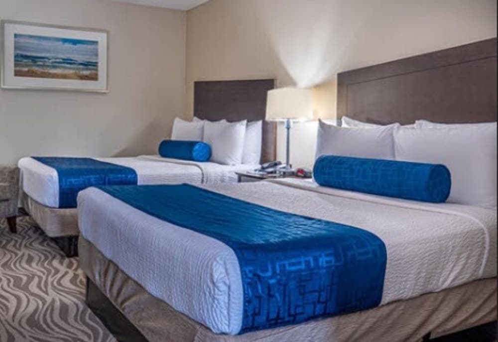 Standard Suite, 2 Queen Beds photo 1