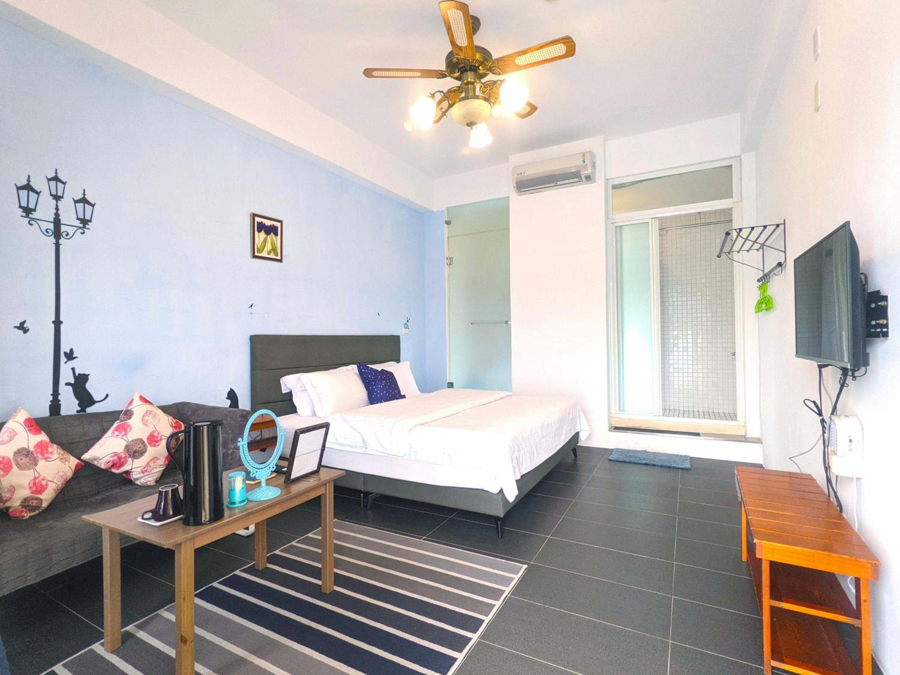 Deluxe Double Room with Balcony photo 1