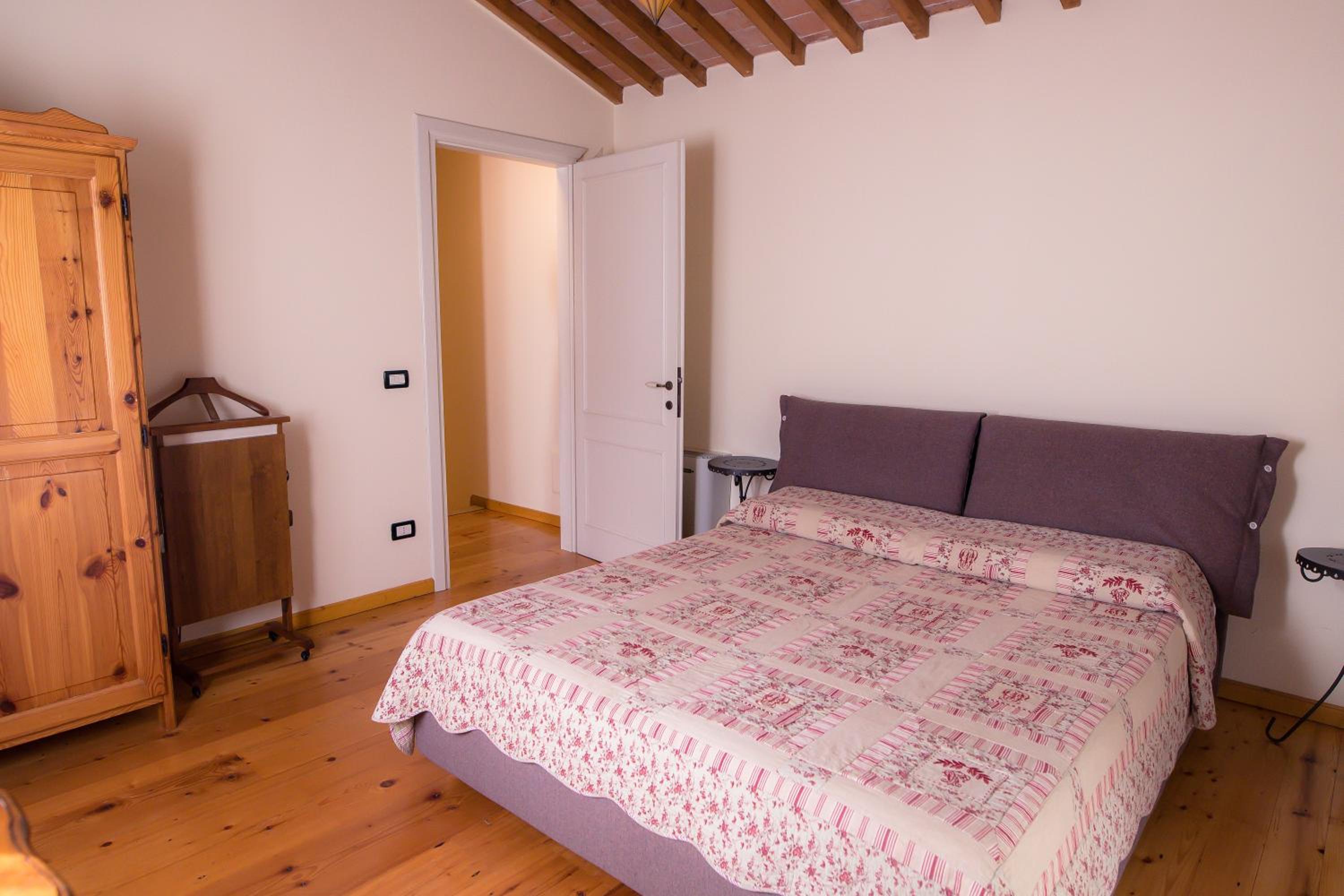 One-Bedroom Apartment - Annex