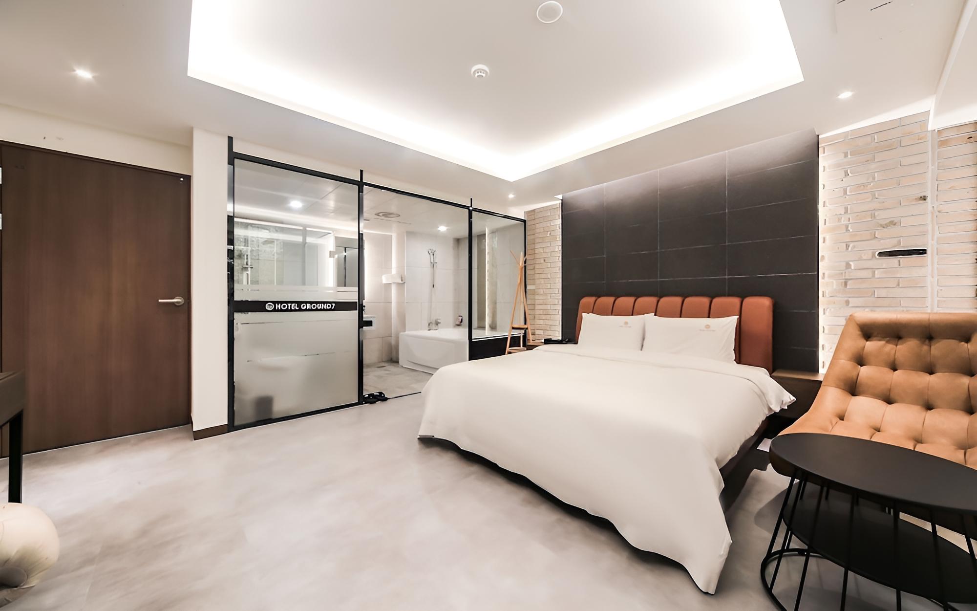 Room (Standard room (PC Netflix available a) - Photo 4