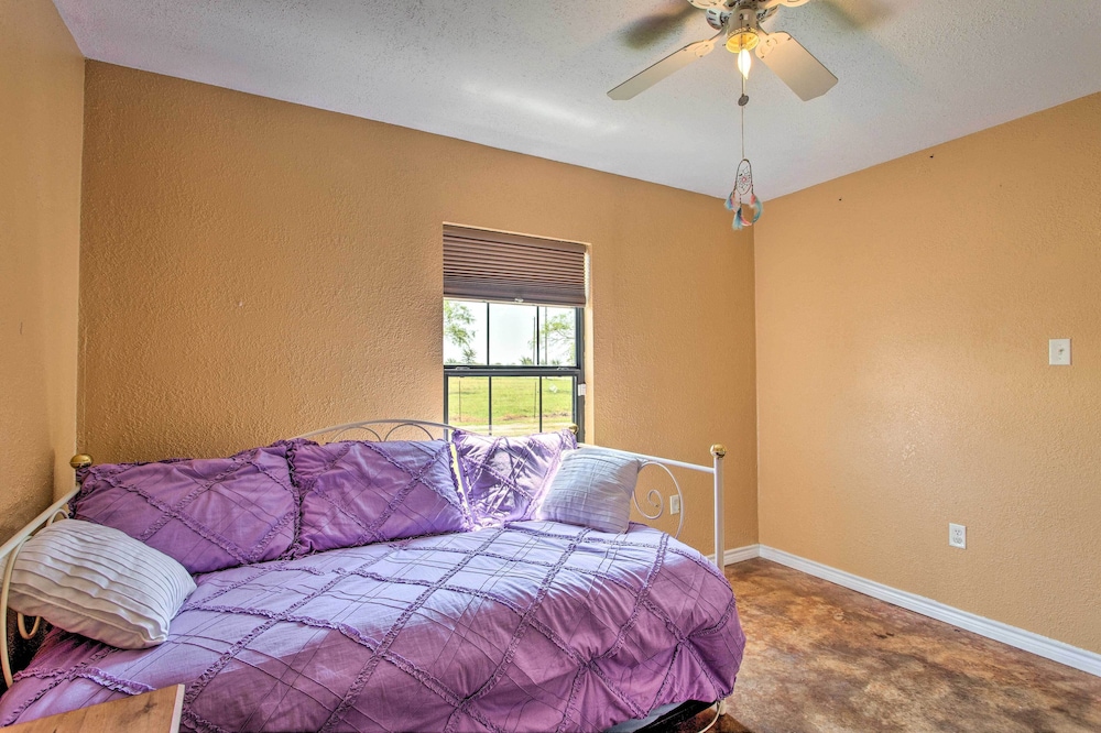 House (2 Bedrooms) photo 3