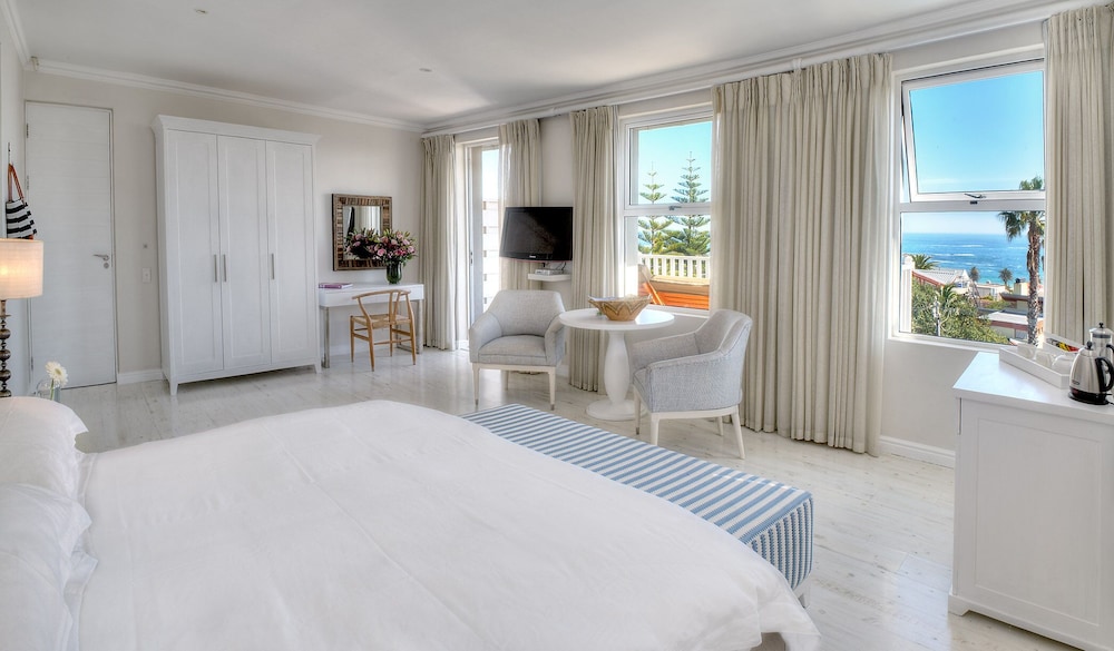 Junior Suite (Ocean)