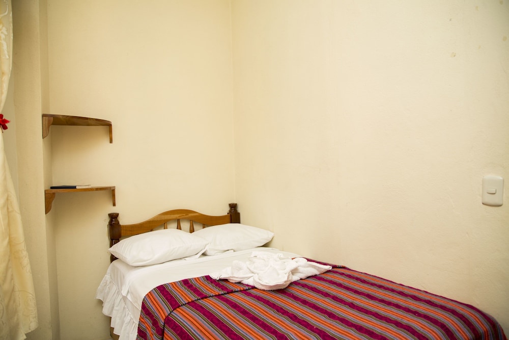 Single Room photo 2
