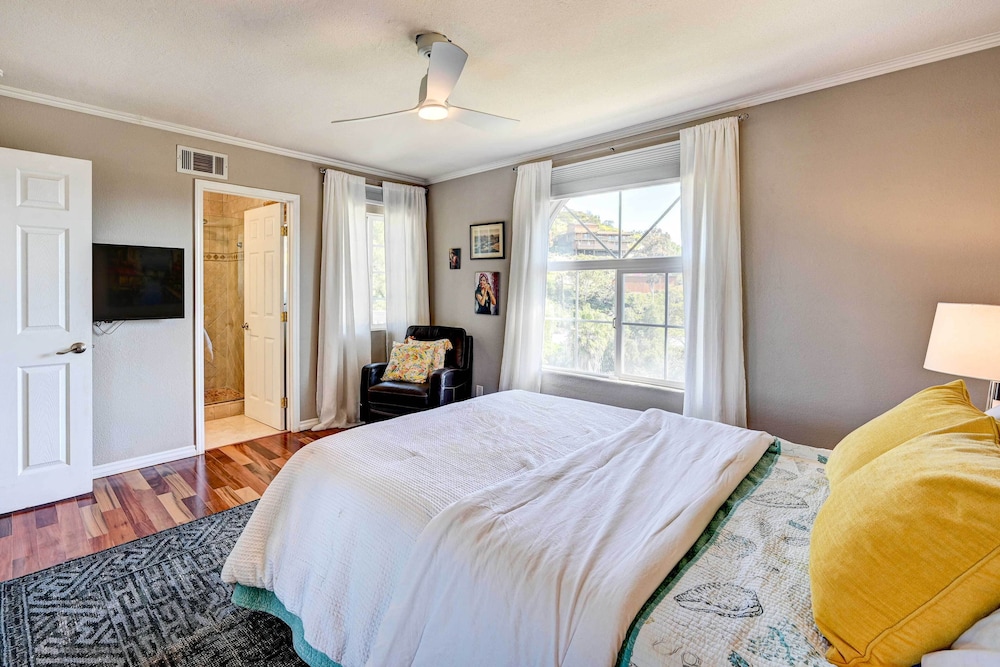 House (2 Bedrooms) photo 3