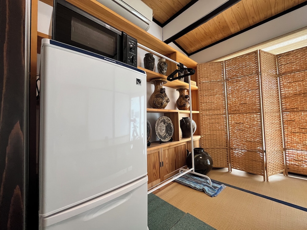 Traditional Apartment photo 2