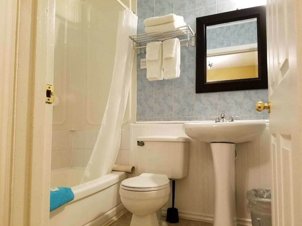 Royal Suite, 2 Bedrooms, Ensuite, Ground Floor