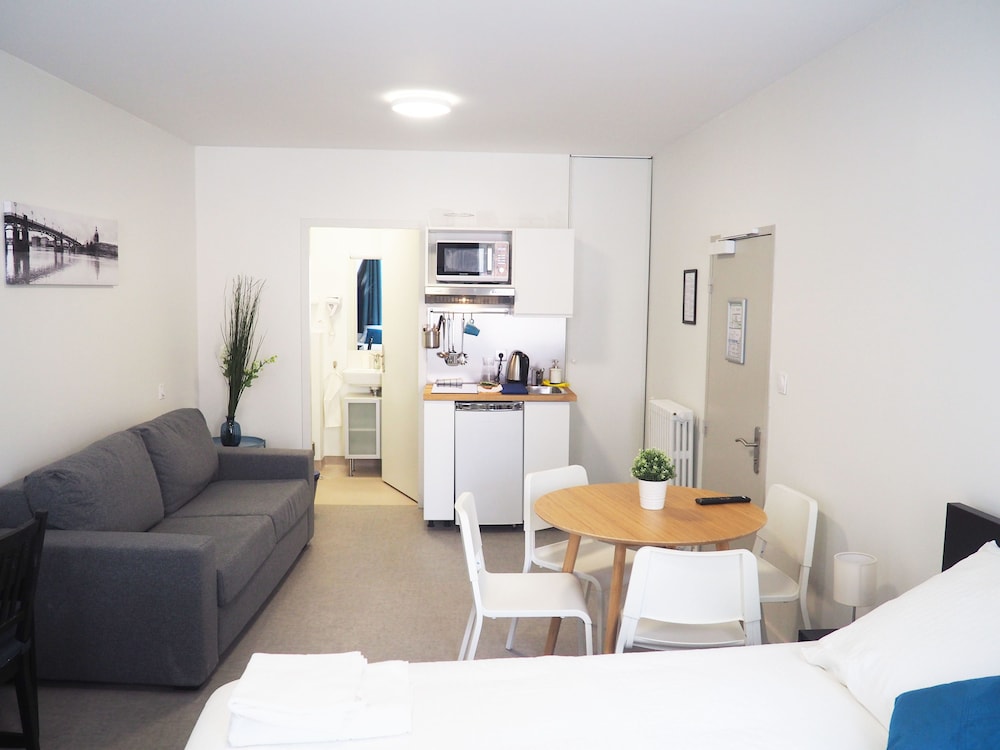 Business Apartment, Multiple Beds, City View photo 3