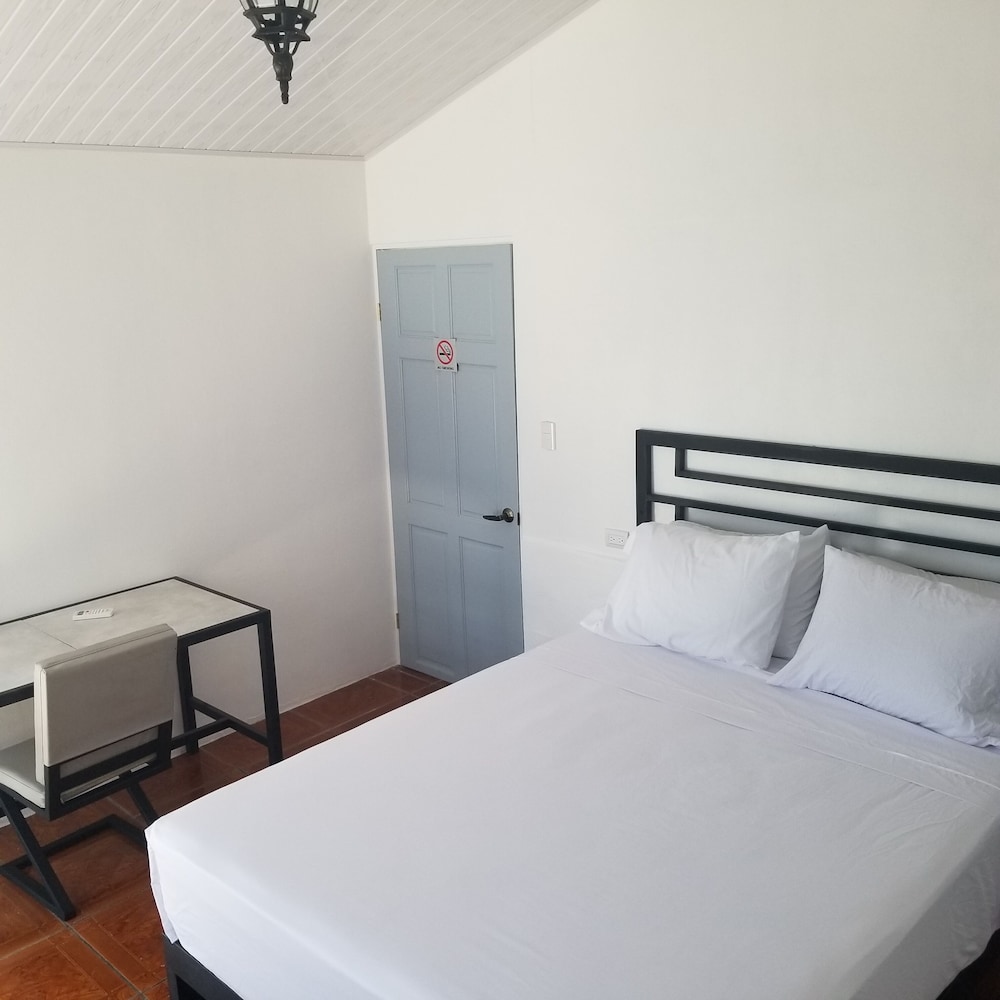 Room 11 with Balcony photo 2