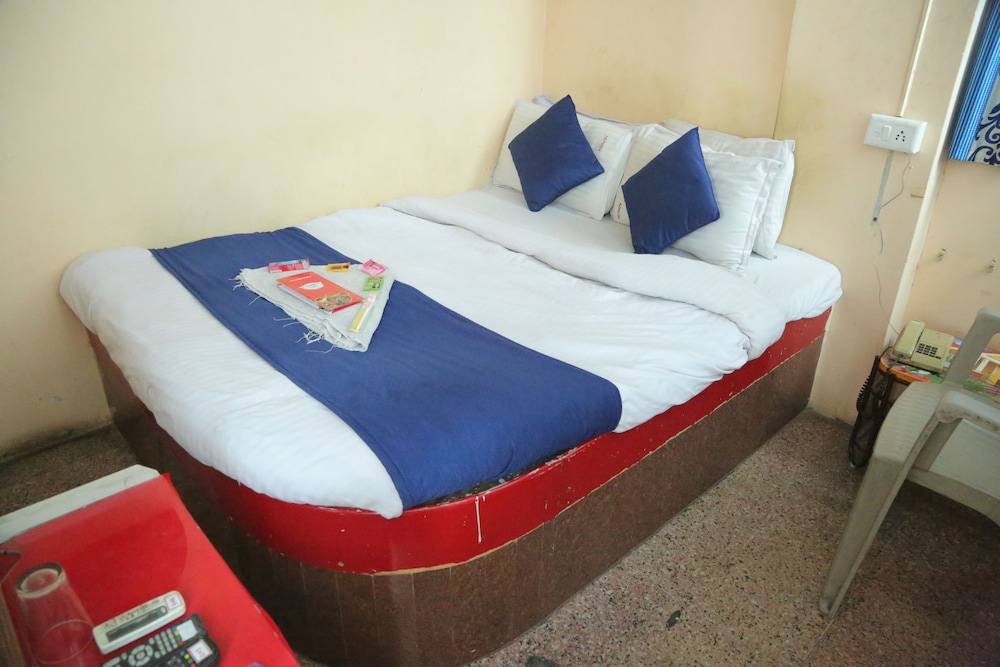 Deluxe Room (Non Ac)