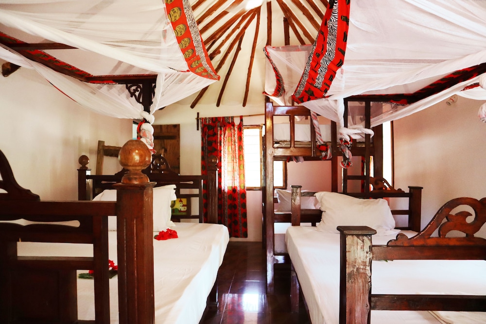 Superior Twin Room, 2 Bedrooms, Garden View