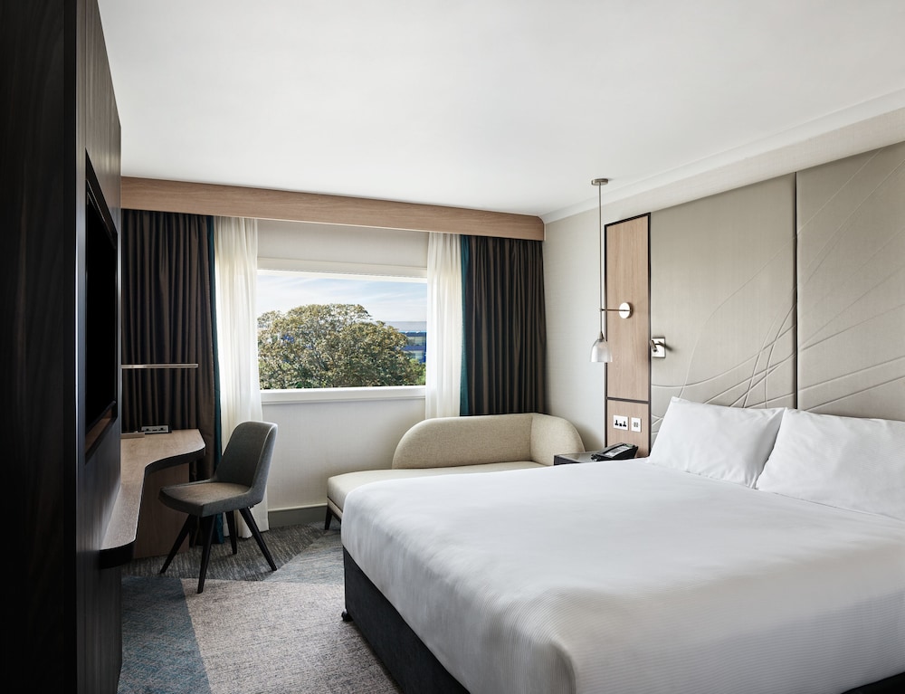 Room, 1 King Bed (High Floor) photo 3