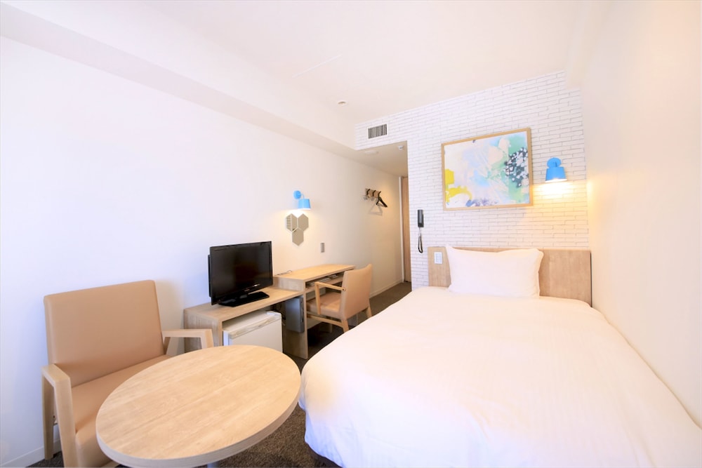 Designers Economy Double Room, Non Smoking - Special Offer - Photo 1