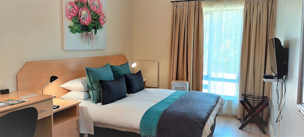 Colonial Room