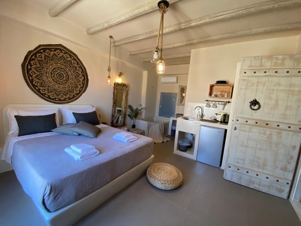 Deluxe Double Room photo 3