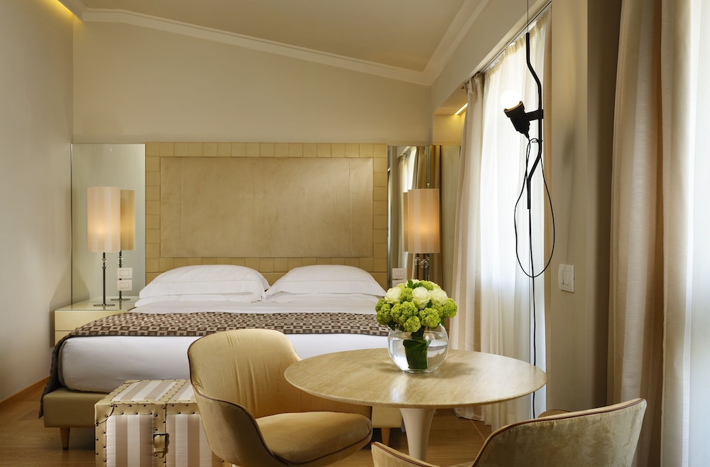 Junior Suite, City View