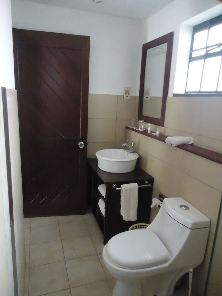 Standard Double or Twin Room, 1 Bedroom, River View, Garden Area photo 2