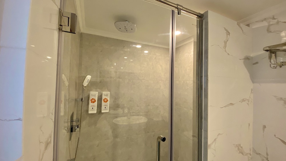 Deluxe Double Room, Balcony, City View - Photo 3
