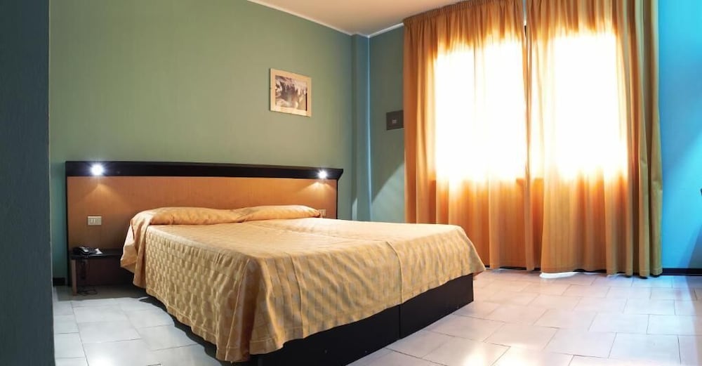 Classic Double or Twin Room