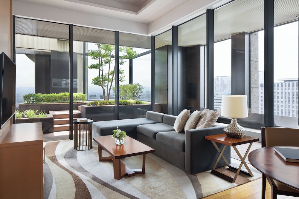 Room, 2 Bedrooms (Residence, Top Floor)