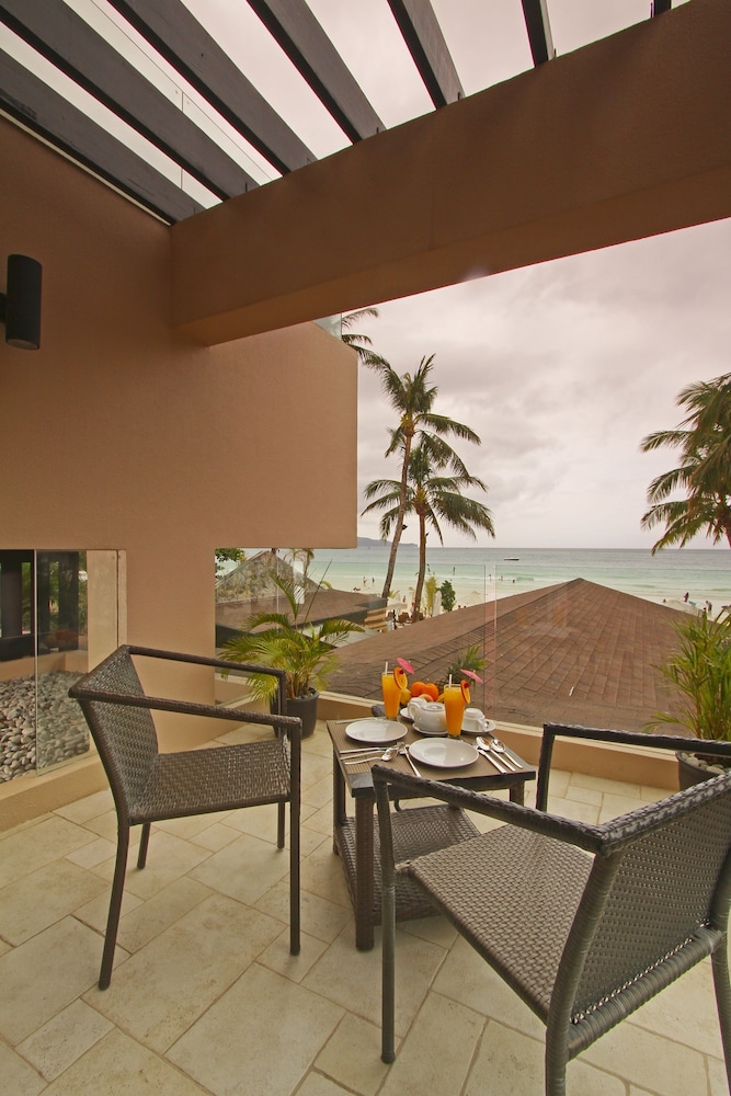 Seaview Room - Photo 2