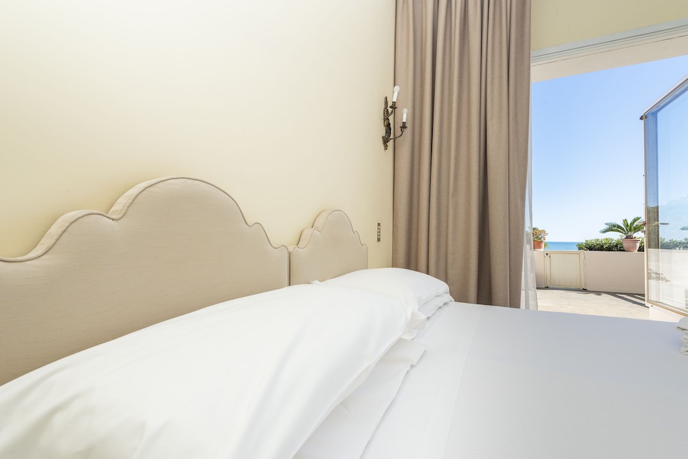 Superior Double Room, Terrace, Ground Floor photo 3