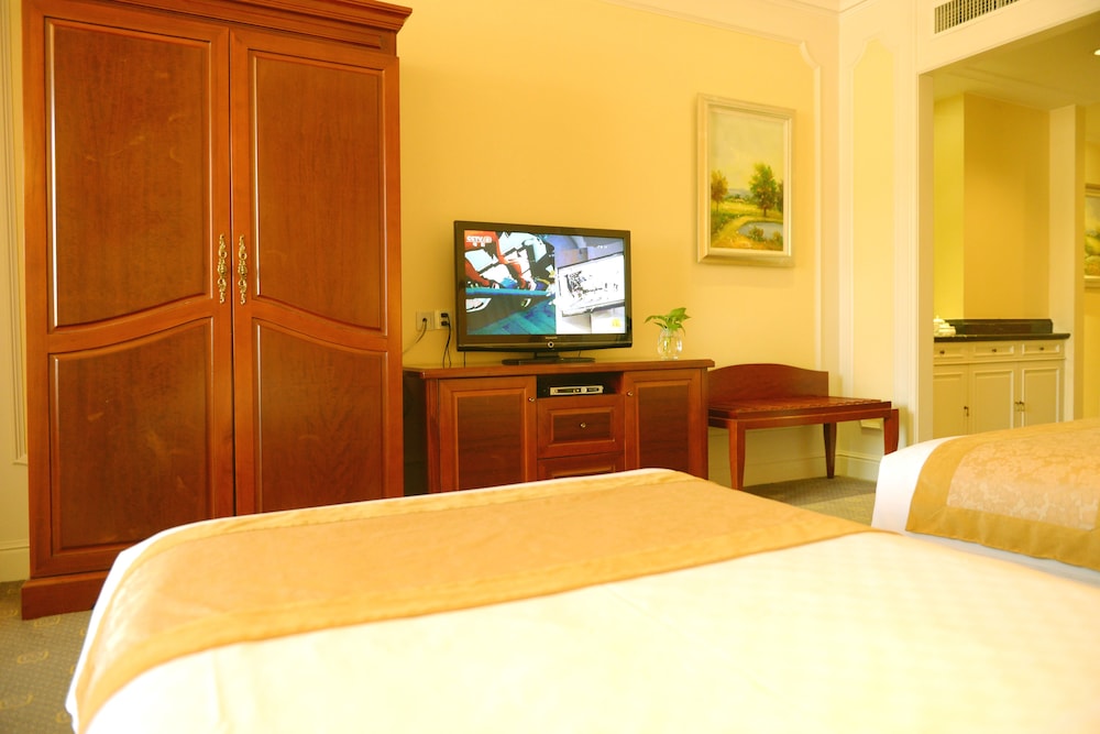 Superior Twin Room, Non Smoking photo 2