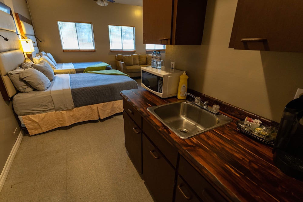 Family Suite - Photo 5