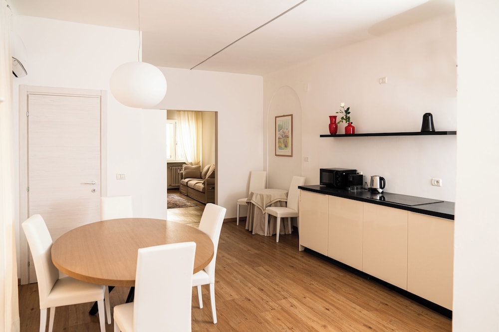 Appartamento familiare, vista sulla città, piano 1