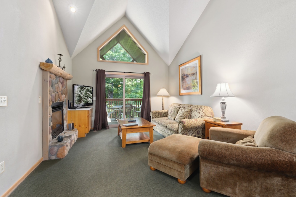 Family Townhome, 3 Bedrooms photo 1