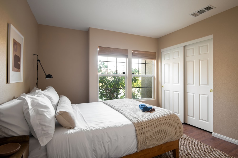 House (4 Bedrooms) photo 3
