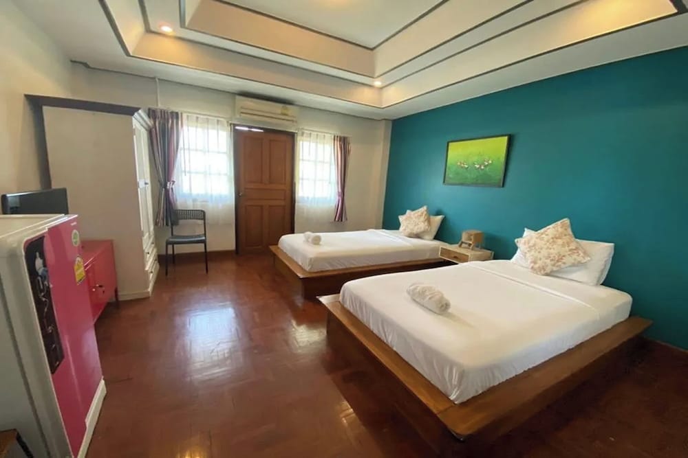 Twin Room, Balcony